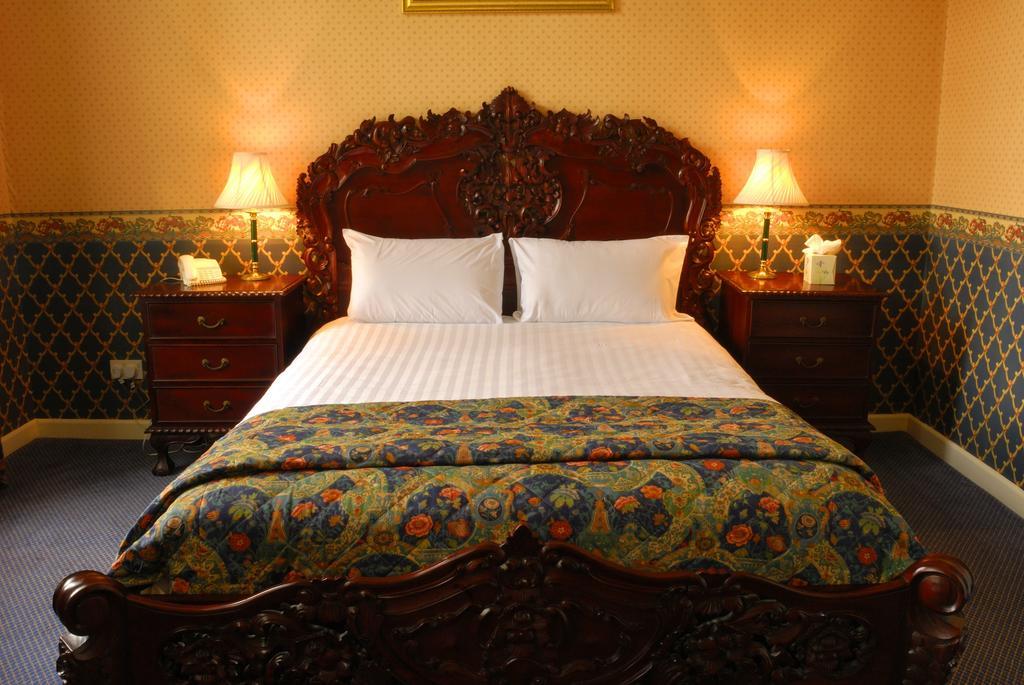 Haughton Hall Hotel & Leisure Club Telford Room photo
